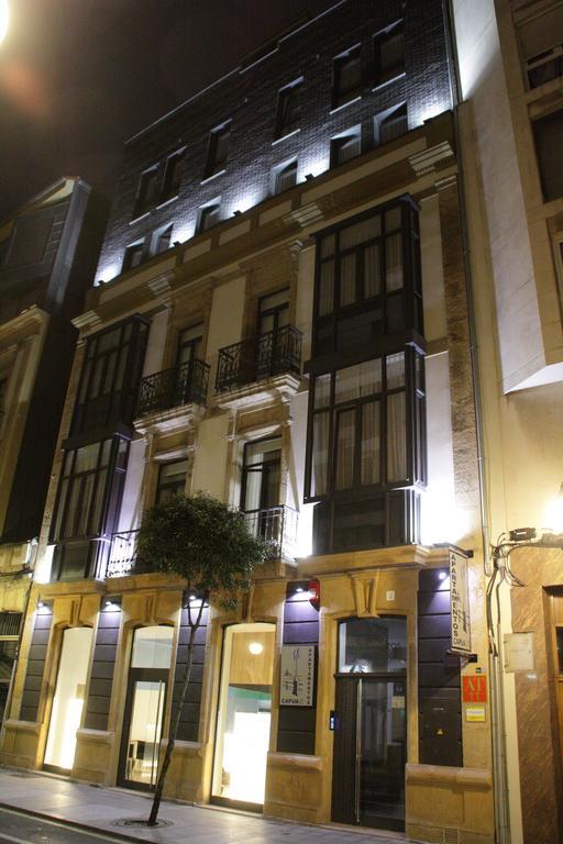Apartamentos Capua Gijón Eksteriør bilde